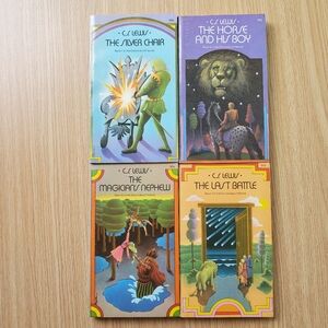 Chronicles Of Narnia C.S. Lewis Book Bundle Vintage Books‎ 4-7